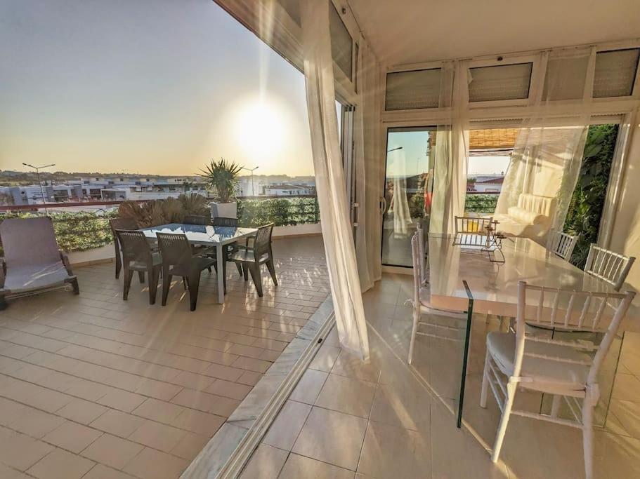 Penthouse With Sea View & Private Terrace Apartment กีอา ภายนอก รูปภาพ
